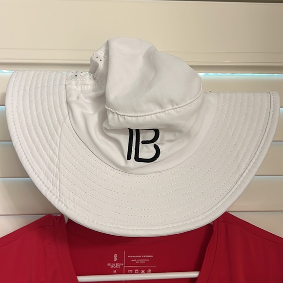 NWOT Pickleball Bella Dink Skort SZ2 Bella Tee SZM and Hat One Size In Pink - Picture 2 of 7